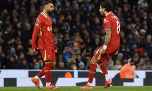 Salah đã tiệm cận Ronaldo và Messi