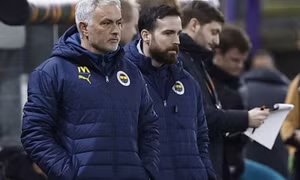 Mourinho đối mặt án phạt 6 tháng