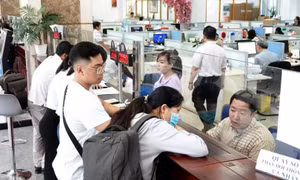 Thuế thu nhập cá nhân và những gánh nặng chi phí hàng ngày của người nộp thuế