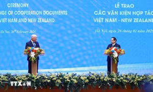 Thủ tướng Việt Nam và New Zealand họp báo chung về việc nâng cấp quan hệ