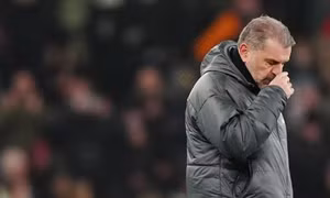 Thời gian không chờ Postecoglou
