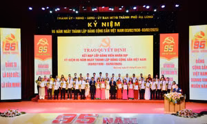 TP Hạ Long: Kỷ niệm 95 năm Ngày thành lập Đảng và trao Quyết định kết nạp 95 đảng viên mới
