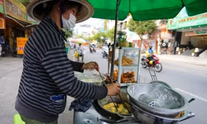 Người thu nhập dưới 3 triệu đồng ở thành thị sẽ được hỗ trợ