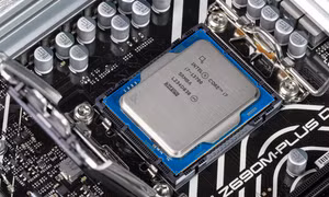 Intel trước tương lai ‘chia năm xẻ bảy’
