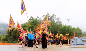 Dấu ấn đình Lục Nà 