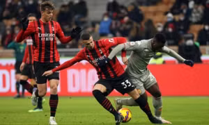 Milan thắng ngược đội của Shevchenko