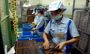 Xuất khẩu tăng mạnh, nhưng vẫn phụ thuộc vào khu vực FDI