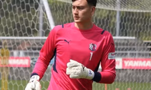 Văn Lâm được Cerezo Osaka gia hạn hợp đồng