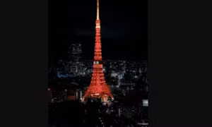 Tháp Tokyo mừng Tết Nhâm Dần 2022 bằng ánh sáng đỏ đặc biệt