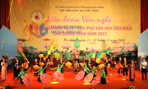 Liên hoan văn nghệ các nhà văn hóa thôn - khu phố văn hóa tiêu biểu tỉnh Quảng Ninh 2021-2024