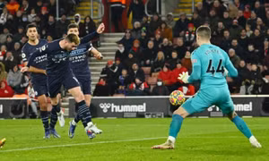 Kết quả Ngoại hạng Anh: Man City thoát thua trước Southampton