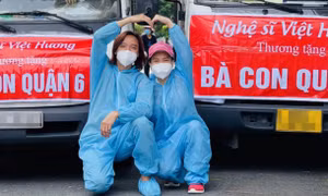 Nghệ sĩ Việt Hương: Cố gắng sống tốt nhất cho ngày hôm nay