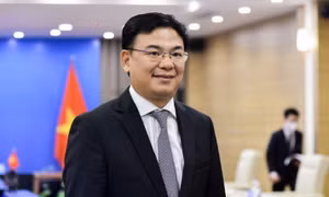 Người Việt Nam ở nước ngoài thích ứng và đồng hành cùng đất nước trong tình hình mới