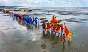 Lễ hội đình Trà Cổ (Móng Cái)