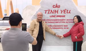 Không khí hân hoan trên những công trình mới