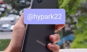 Galaxy S22 Ultra tuyệt đẹp xuất hiện ngoài đời thực