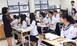 Điều kiện hưởng lương theo ngạch giáo viên THCS