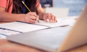 Viên chức vi phạm chính sách dân số, xếp loại thế nào?