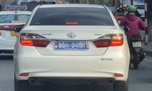Nghiên cứu mẫu biển xe mới có QR Code, quốc kỳ