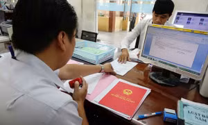 Có được chuyển lại đất sản xuất kinh doanh về đất ở?