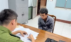 Bắt giữ hai con nghiện có nhiều tiền án trộm cắp