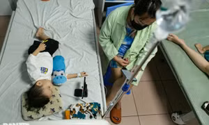 Hỏi đáp adenovirus: Những triệu chứng cảnh báo cần lưu ý