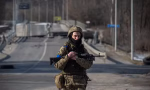 Ukraine xác nhận tiến hành đợt trao đổi tù binh lớn nhất với Nga
