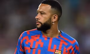 Depay quyết không rời Barcelona
