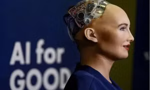 Robot đầu tiên có quyền công dân từng đe dọa "hủy diệt loài người" giờ ra sao?