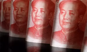 Đồng nhân dân tệ lao dốc kỷ lục
