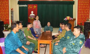 Ứng phó mưa bão ở địa phương vùng trũng Hà An (Quảng Yên)
