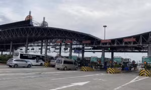 Giảm ùn tắc giao thông ngày đầu nghỉ lễ nhờ thu phí không dừng toàn quốc