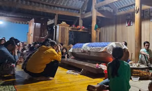 Nữ sinh lớp 7 chết đuối khi đi bắt ốc
