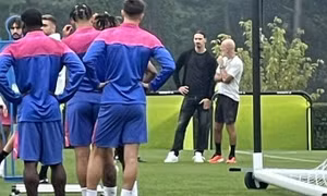 Ibrahimovic trở lại Milan trước trận ra quân Champions League