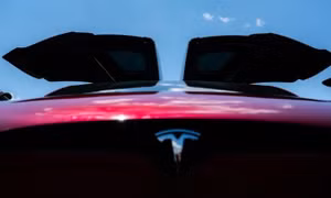 Siêu máy tính AI nâng giá trị vốn hóa Tesla lên hơn 1.200 tỷ USD