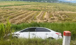 Tai nạn trên tuyến đường ven biển, 1 người tử vong thương tâm