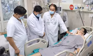 6 nạn nhân vụ cháy chung cư mini tiên lượng 'nặng, nguy kịch'