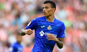 Đá chính trận đầu, Mason Greenwood lập tức có kiến tạo
