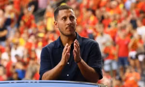 Eden Hazard cân nhắc quyết định gây sốc