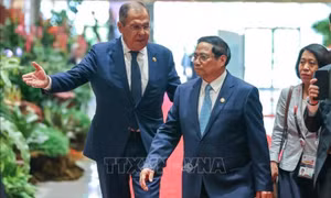 Thủ tướng Phạm Minh Chính gặp Ngoại trưởng Nga