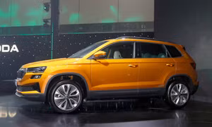 Skoda Karoq - tân binh SUV cỡ C giá từ 999 triệu đồng