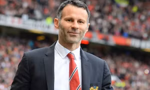 Ryan Giggs chuẩn bị tái xuất sân cỏ, bến đỗ quen thuộc