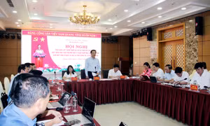Củng cố, nâng cao hiệu quả hoạt động Cơ quan Khối cấp huyện