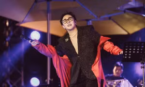 Trung Quân Idol chi 10 tỷ đồng làm live concert