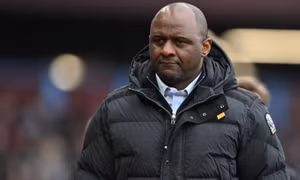 Patrick Vieira úp mở chuyện trở lại Arsenal