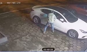 Bộ công an thông tin về nhóm đối tượng chuyên phá kính ôtô, trộm cắp tài sản
