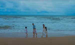 Ca sĩ Tuấn Hưng ra mắt MV mới Gấp đôi yêu thương