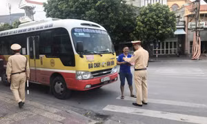 Phát triển vận tải hành khách công cộng bằng xe buýt