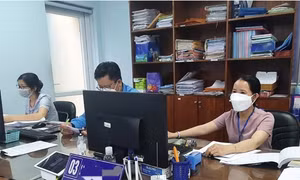 Trường hợp công chức phải hoàn trả tiền trợ cấp tinh giản biên chế