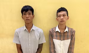 Tạm giữ đối tượng xông vào nhà giật dây chuyền